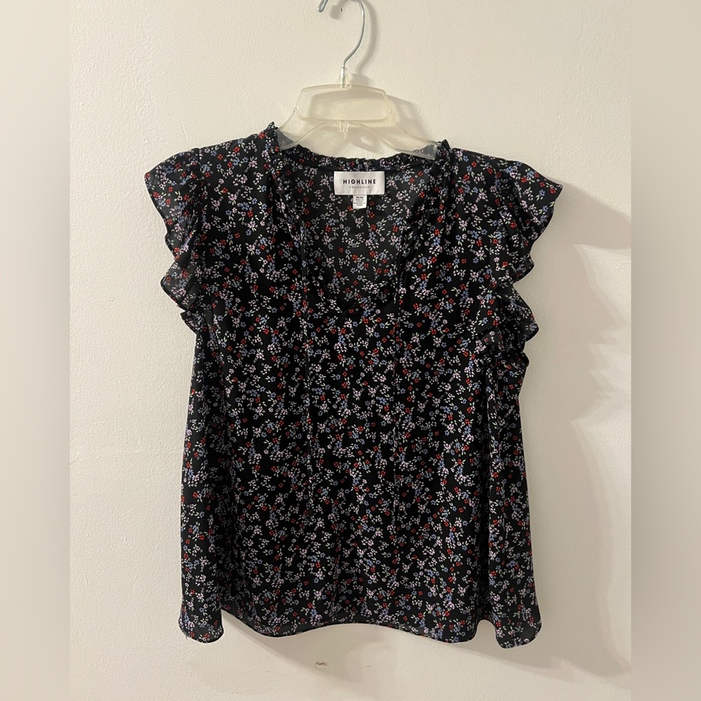 Macys Highline black floral blouse